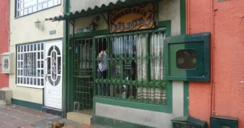 CIGARRERIA 24 HRS CIGARRERIA 24 HRS
